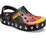 crocs 2019 pe donna black-and-multi-bayaband-kiss-clog- 205721 0c4 is