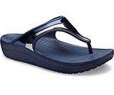 crocs 2019 pe donna multi-navy-and-navy-womens-crocs-sloane-metalblock-wedge-flip- 205357 4jd is